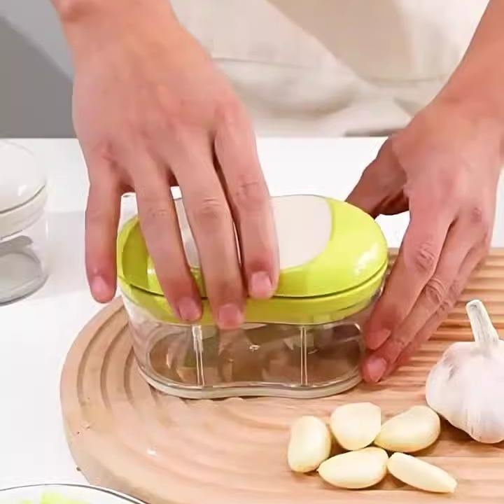 Handheld Garlic & Vegetable Chopper – Manual Food Cutter, Shredder for Onion, Tomato, Ginger, Nuts