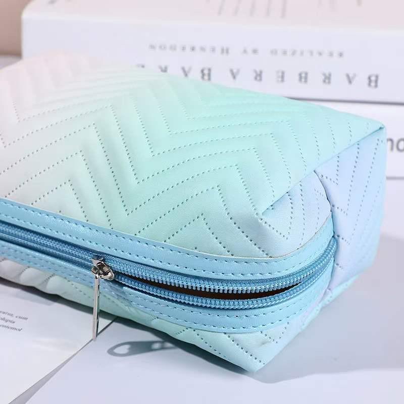 Rainbow Hand Purse: Colorful Elegance in Every Carry