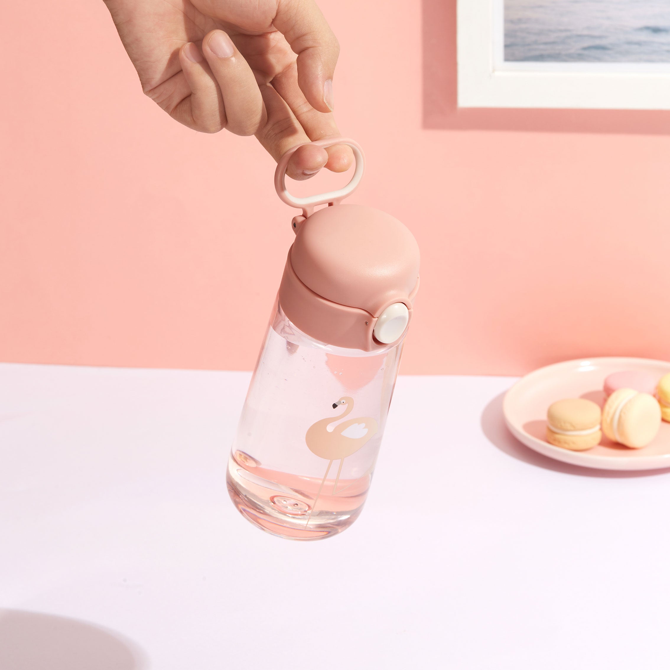 Cute and Durable Kids' 600ml Drinking Bottle